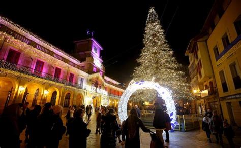 Oviedo enciende la Navidad más multitudinaria El Comercio Diario de