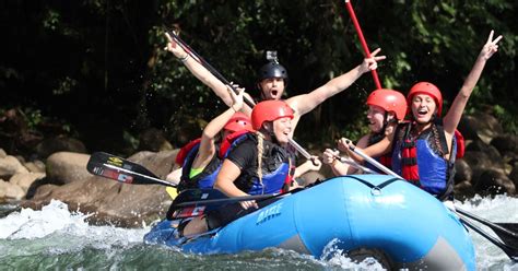 Von La Fortuna Aus Rafting Auf Dem Balsa Fluss Und Ein Authentisches