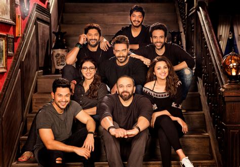 Ajay Devgn reveals the cast of 'Golmaal Again' - Masala