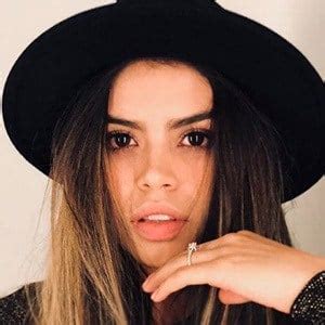 Fernanda Flores - Age, Family, Bio | Famous Birthdays