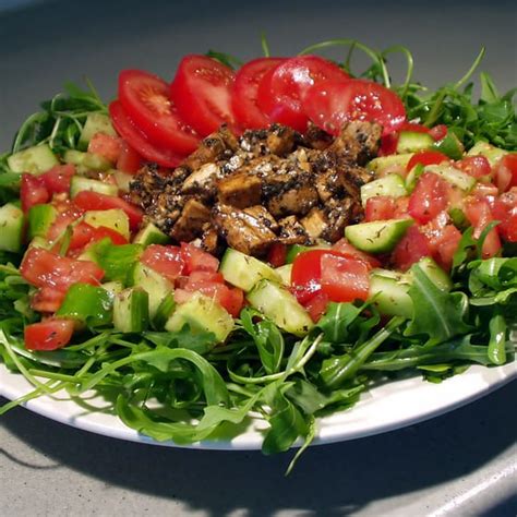 Salade Met Tomaat Komkommer En Mozzarella Jumbo