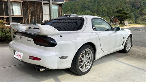 マツダ Rx 7 スピリットr タイプb 2002年式 中古車詳細 プロに任せる自動車フリマ【カババ】