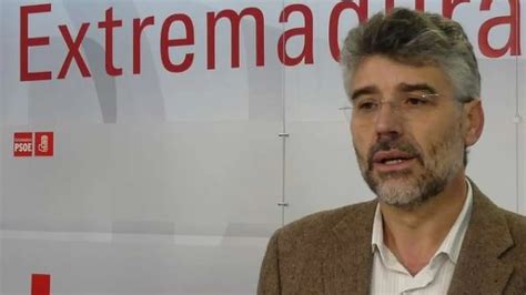 Valent N Garc A Recuerda A Iu Puede Romper Su Pacto Antinatura Con