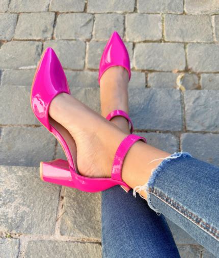 Tacones Fucsia Charol De Taco Cuadrado Pinta La Moda