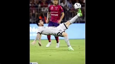 Messi Vs Ronaldo Bicycle Kick Youtube