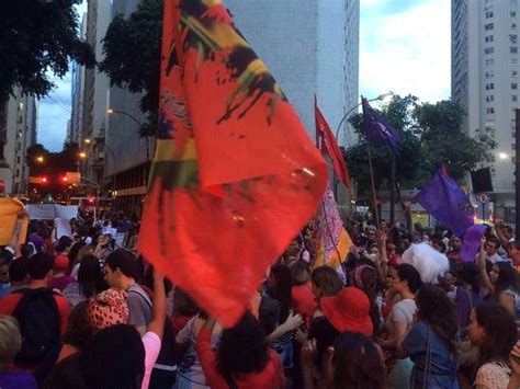 G1 Manifestantes Fazem Ato Pró Dilma E Contra Temer No Centro Do Rio