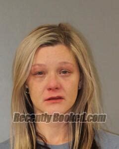 Recent Booking Mugshot For Jennifer Luke In Blount County Alabama