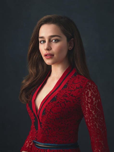 Emilia Clarke Photoshot Emilia Clarke Photo 38642439 Fanpop