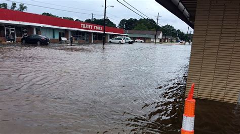 Mississippi flooding: Governor declares state of emergency with river ...