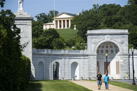 Work on national cemetery’s Arlington House begins next week - WTOP News