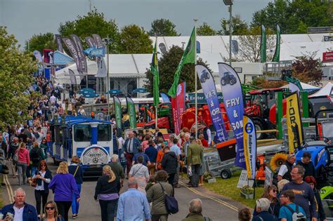 mid devon   devon county show  devon