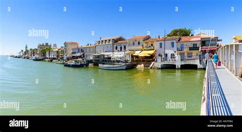 Le Pont Du High Resolution Stock Photography And Images Alamy