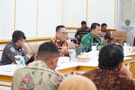 Wujudkan Administrasi Dan Pelayanan Publik Yang Inovatif Pemda PPU