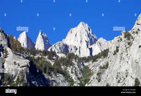 Sierra Nevada Mountains Hi Res Stock Photography And Images Alamy