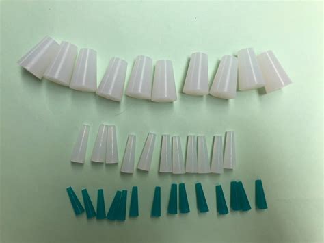 High Temperature Silicone Tapered Plugs Stoppers For E Coating For Hole