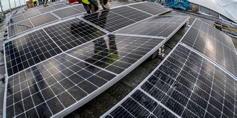 Olympiastadion erzeugt künftig Strom mit Photovoltaik Anlage Berlin de