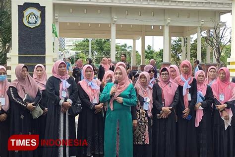 Muslimat Nu Lamongan Tawaduk Ikuti Pimpinan Times Indonesia