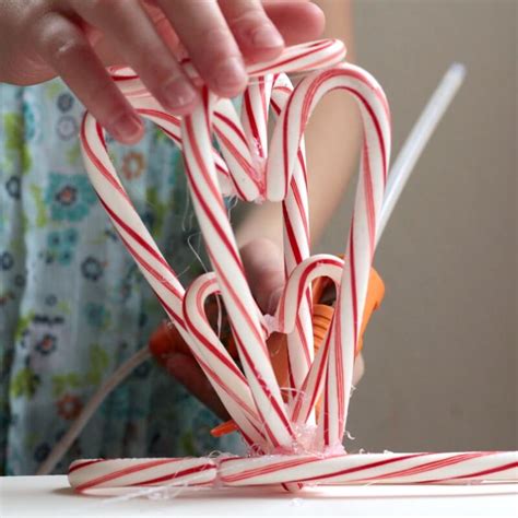 Christmas Stem Candy Cane Stem Building Challenge