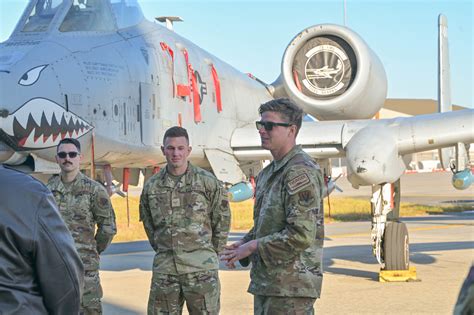 Mxg Hosts Moody S Honorary Commanders Moody Air Force Base