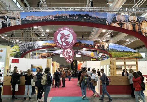 Vino Nobile Di Montepulciano A Vinitaly La Storia Che Fa La