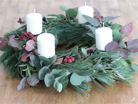 DIY Eukalyptus Kranz Adventskranz Elfenweiss Create Something