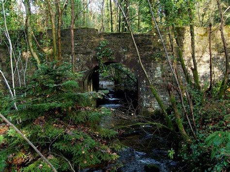 Stone Bridge In Kilmahew Estate Lairich Rig Cc By Sa 2 0 Geograph