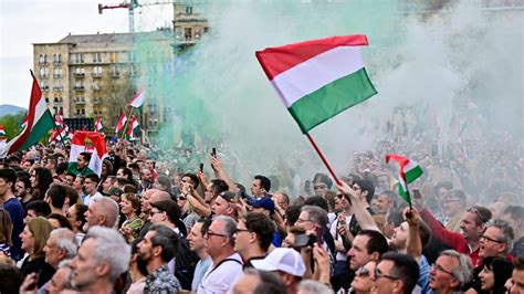 Ungarn Gro Demonstration In Budapest Gegen Viktor Orb N Zeit Online