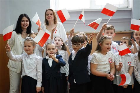 Uroczysta Akademia Z Okazji Wi Ta Konstytucji Maja W Liceum Nr We