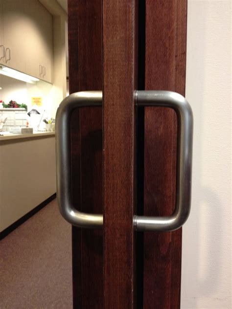 Best Practices: Accessible pocket door pulls - studio pacifica