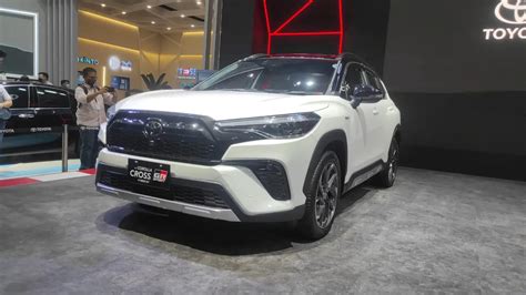 New Toyota Corolla Cross Hybrid GR Sport Melantai Di IIMS 2023 Harga