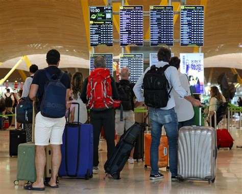 Los Aeropuertos De Aena Registran Millones De Pasajeros Hasta