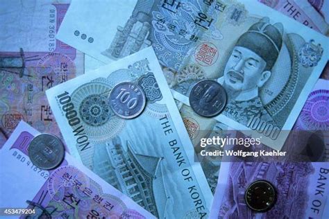 285 Korean Money Coins Stock Photos, High-Res Pictures, and Images - Getty Images