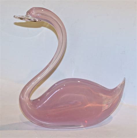 Pair Of Large Murano Oggetti Barbini Opalescent Glass Swans At Stdibs