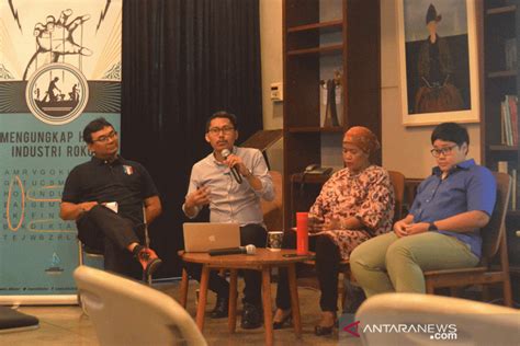 Foto Diskusi Campur Tangan Diktator Terselubung Dalam Politik