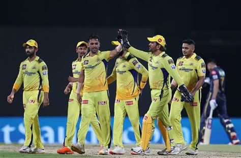 कौन है Ipl 2024 का सबसे युवा और उम्रदाज खिलाड़ी दोनों के बीच है 24 साल