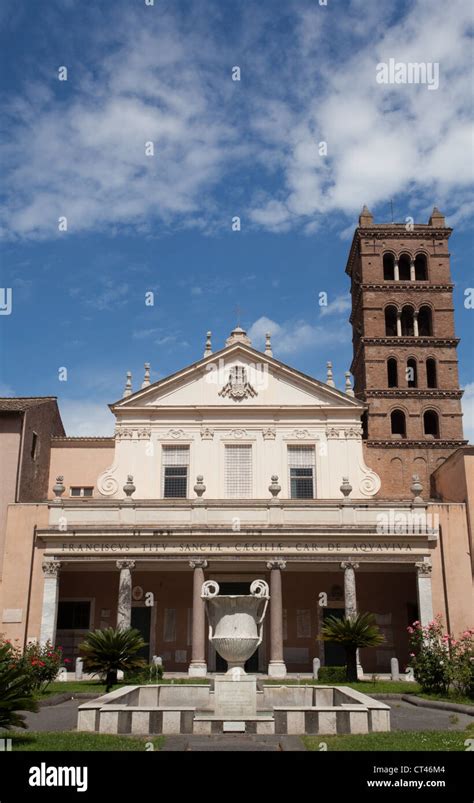 Basilica Of Our Lady In Trastevere Hi Res Stock Photography And Images