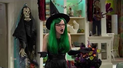 Video - Liv and Maddie season 4 episode 3 - Scare-a-Rooney | Liv and Maddie Wiki | FANDOM ...