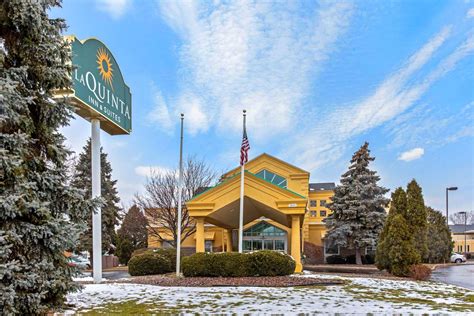 La Quinta Inn & Suites Appleton, WI - See Discounts