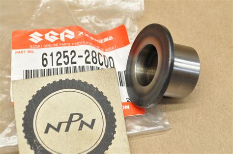 Nos Suzuki Rm125 Rm250 Rmx250 Swing Arm Pivot Bolt Inner Spacer 61252