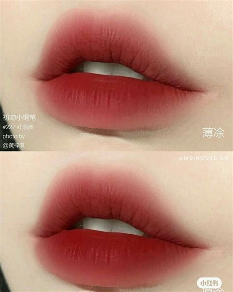 Pin By Ilpeaxhyll On Glossy Lips Makeup Lip Makeup Tutorial