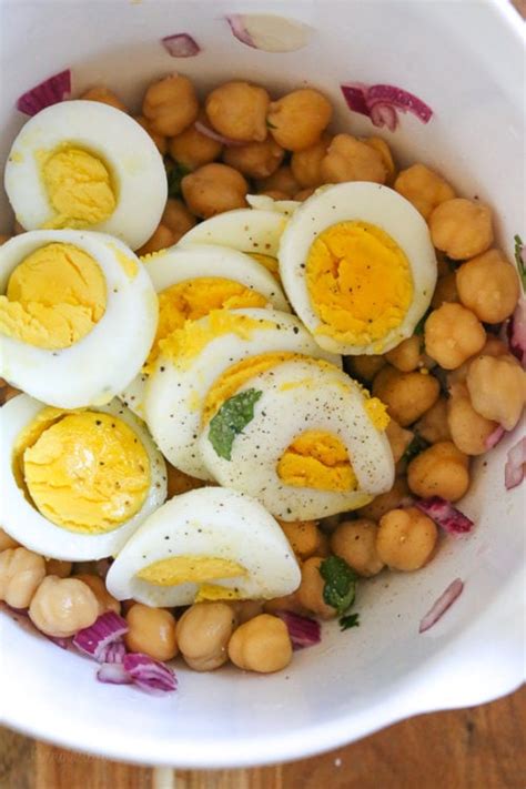 Chickpea Egg Salad Skinnytaste