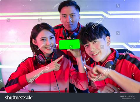 Team Asian Teenage Cyber Sport Gamers Stock Photo 1558347005 Shutterstock