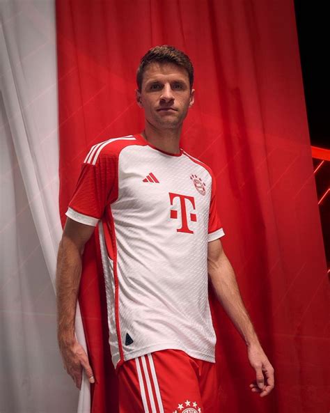 Faktabola On Twitter Resmi Inilah Jersey Home Klub Fc Bayern Munich