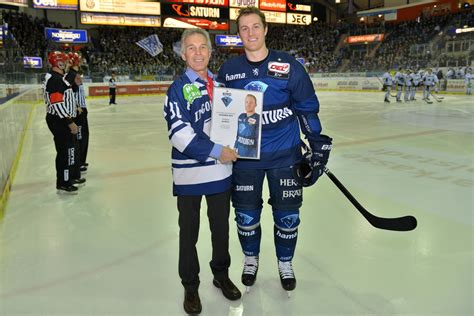 Mcneill Ist Panther Des Monats Profis Erc Ingolstadt