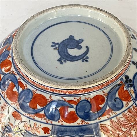 19th Century Imari Hand Painted Serving Bowl