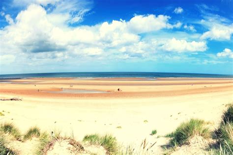 The 7 Best Norfolk Beaches According To A Local