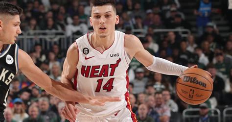 Heat S Tyler Herro Reportedly Expected To Miss 4 6 Weeks With Broken