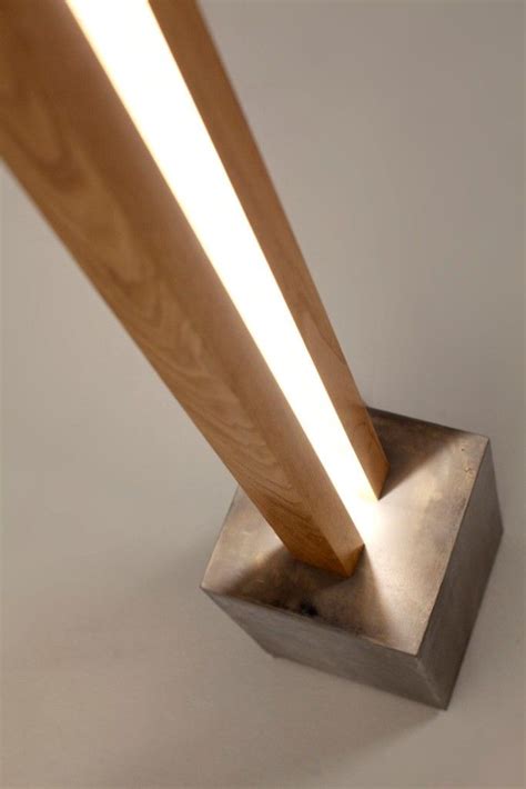 Lampe Pied Bois Design