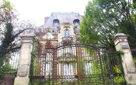 Derrière la villa abandonnée de Compiègne lombre de la Françafrique