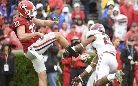 Alabama Silences Georgia Crowd With Blocked Punt Return Td Before Half